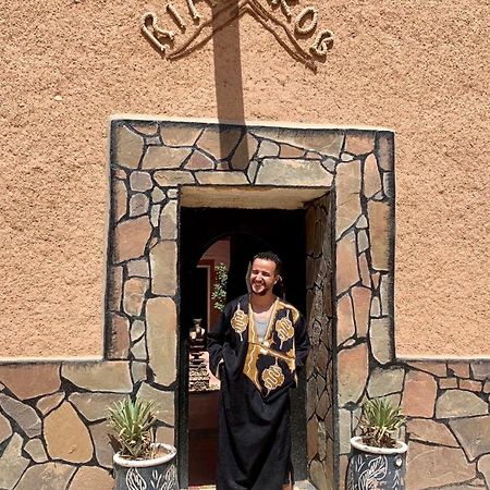 Riad Nkob Exteriör bild
