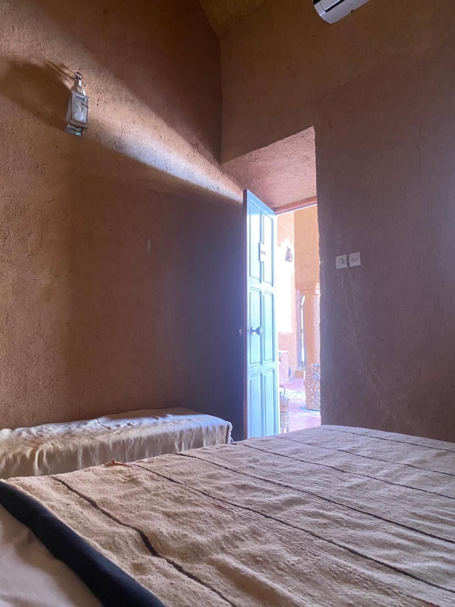 Riad Nkob Exteriör bild
